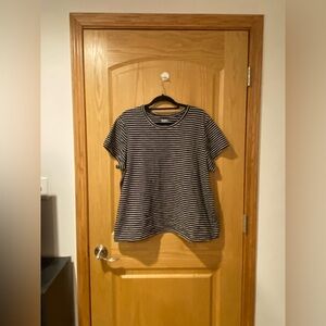 Time And Tru Women’s Size XXL (20) Black & White Stripped Boxy T Shirt NEW/UNWOR